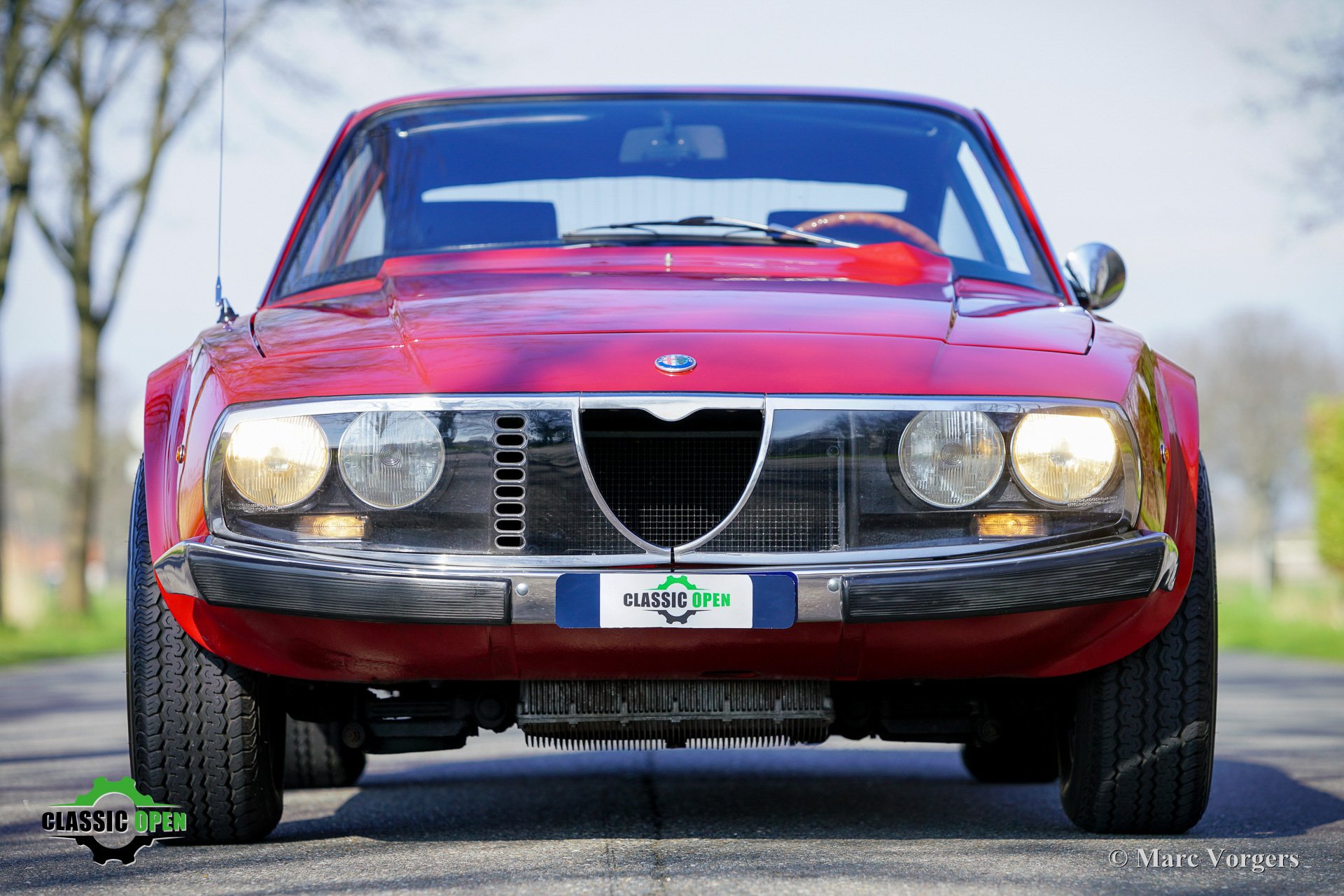 894-alfa-romeo-junior-zagato-1600-2.jpg