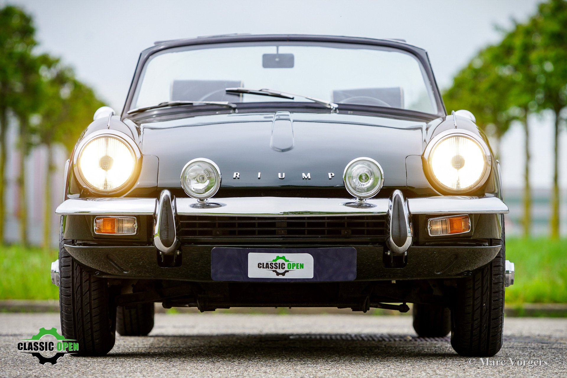 902-triumph-spitfire-mk3-2.jpg