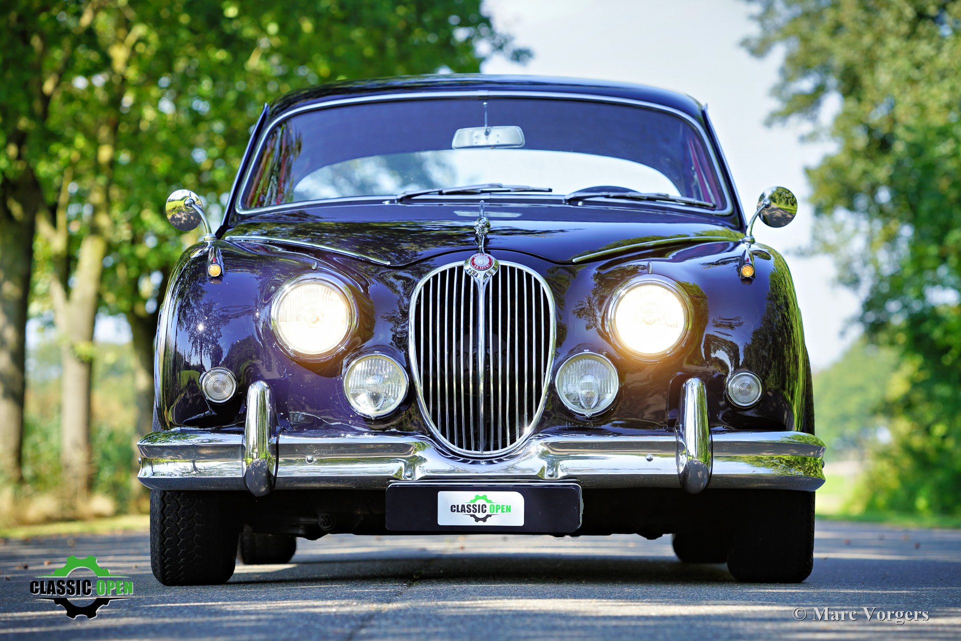938-jaguar-mk2-3-8-overdrive-2.jpg
